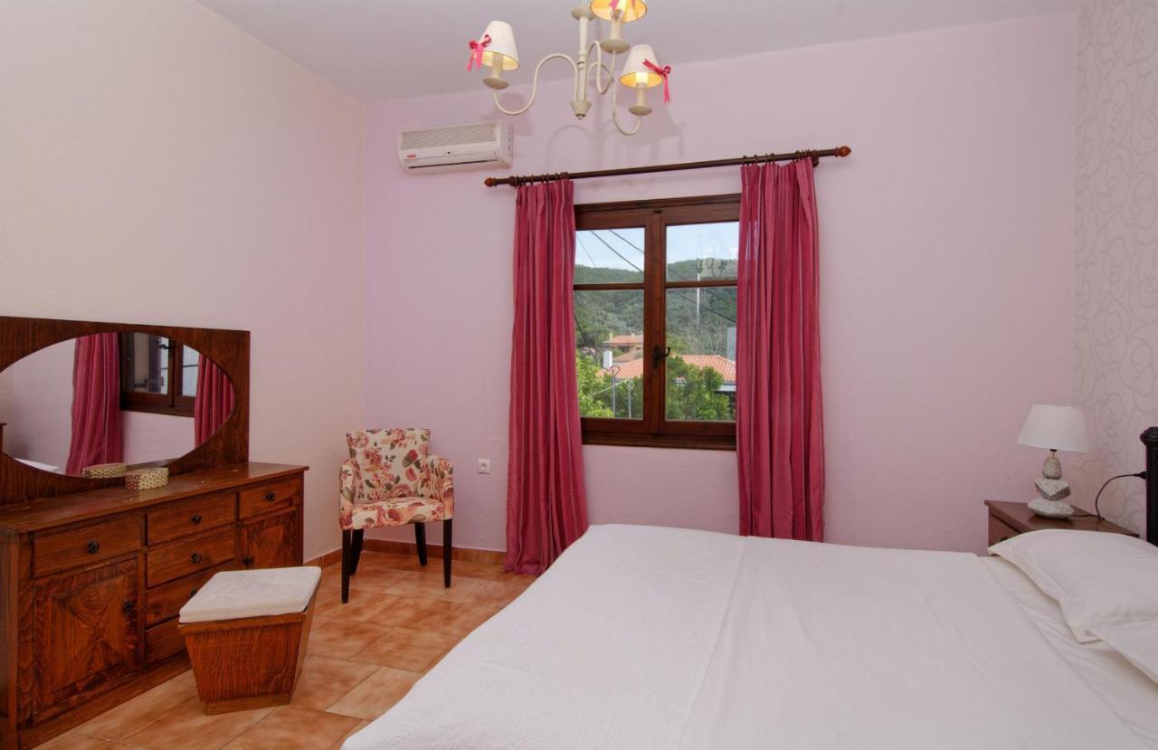 Iro Family Apartments Pelion เลโฟกาสโตร ภายนอก รูปภาพ